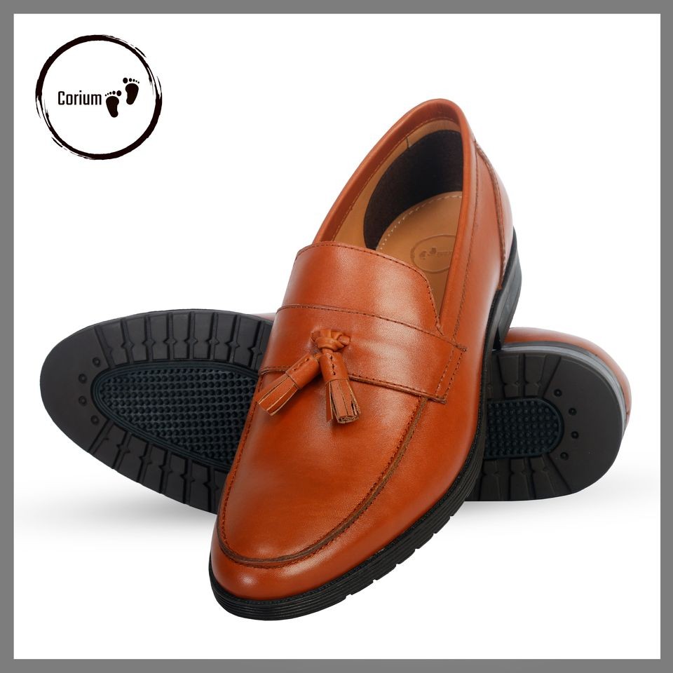 Genuine Leather Moccasin For Man CRM 09
